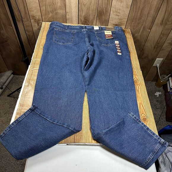 NEW Wrangler Men’s 48x36 Jeans Rugged Wear Regular Fit Relaxed Medium Wash - Picture 16 of 16